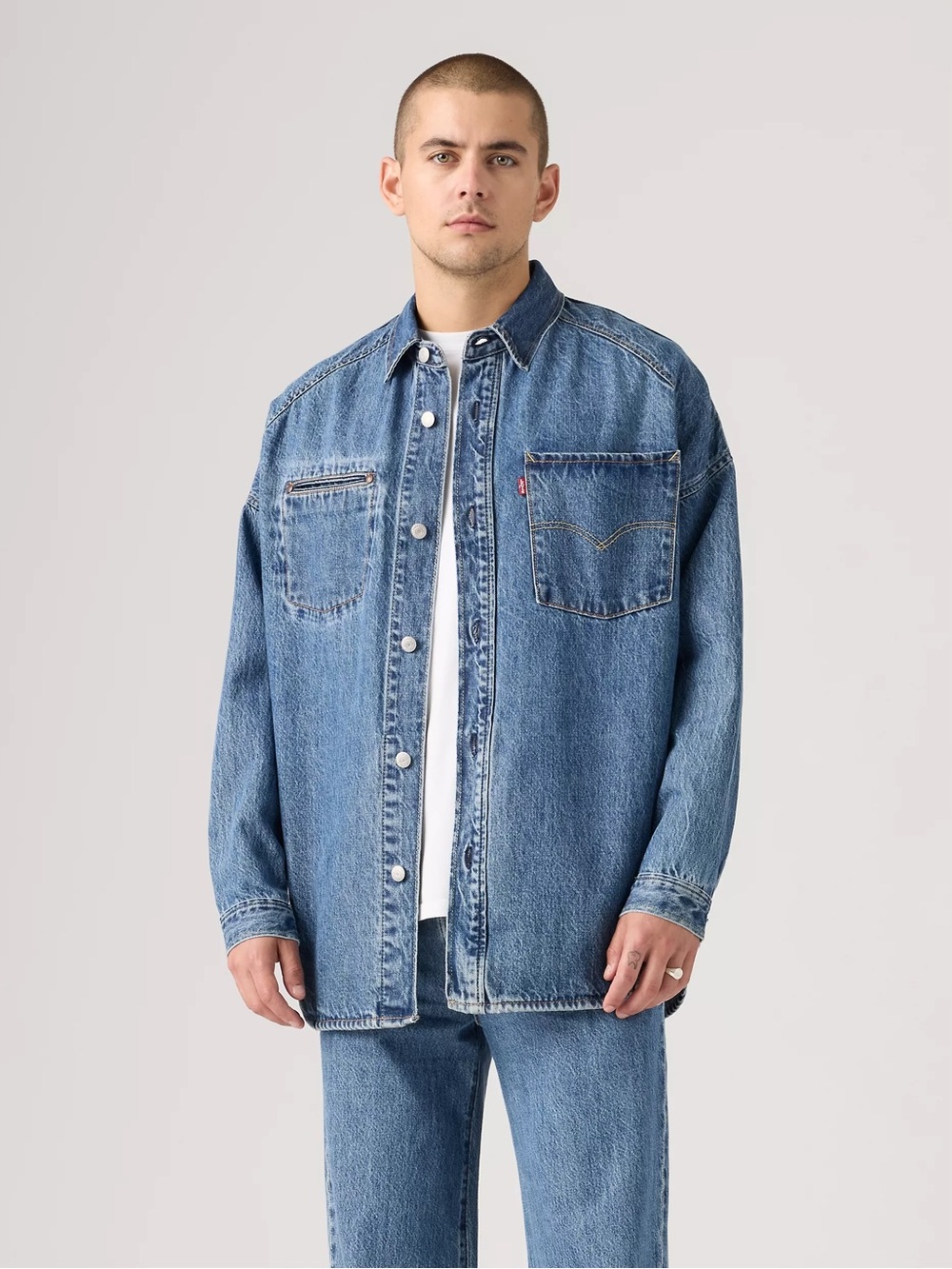 NWT Levi’s Men’s Oversized Twisted Shacket Denim Shirt Jacket Medium Wash Sz XL - Picture 1 of 15
